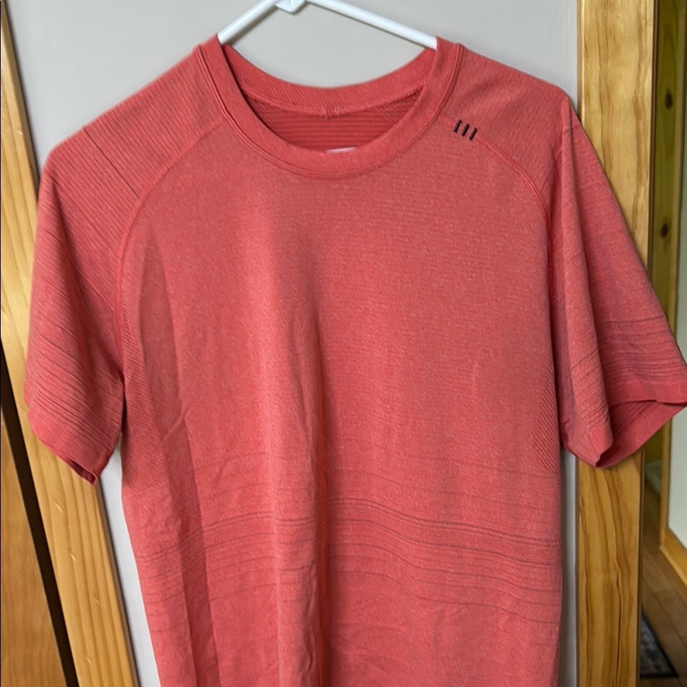 Lululemon Athletica Red Short Sleeve Tee Casual Crew Neck
